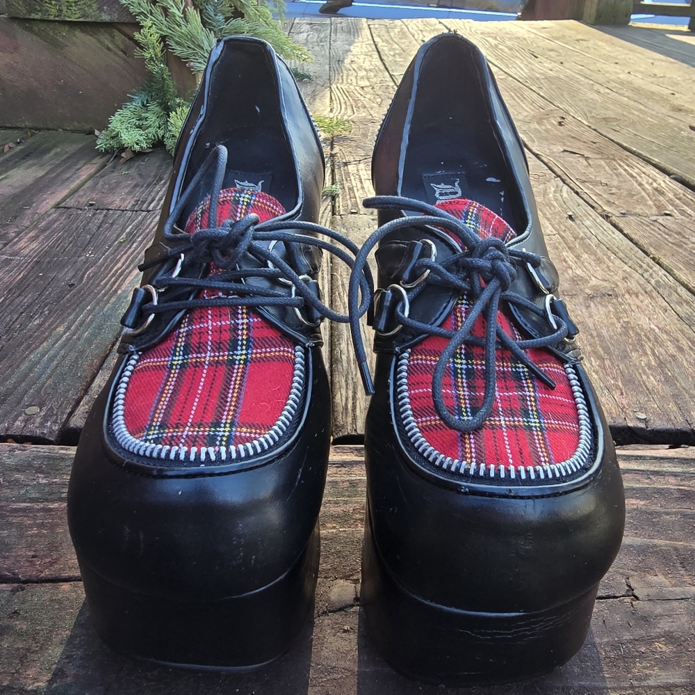 Demonia Womens Charade-12, Platform Pumps, Black, Red Plaid, Goth Emo Punk Sz 8 - Picture 5 of 14